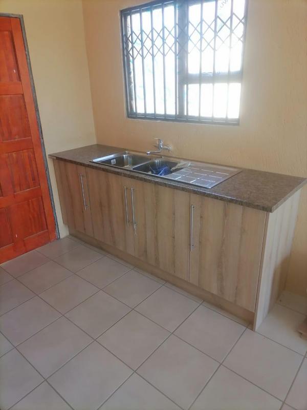 To Let 2 Bedroom Property for Rent in Mafikeng Rural North West